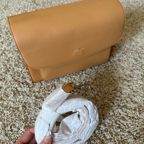 various sizes Pixie Mood Bags Nwt Pixie Mood Vegan Leather Zoe